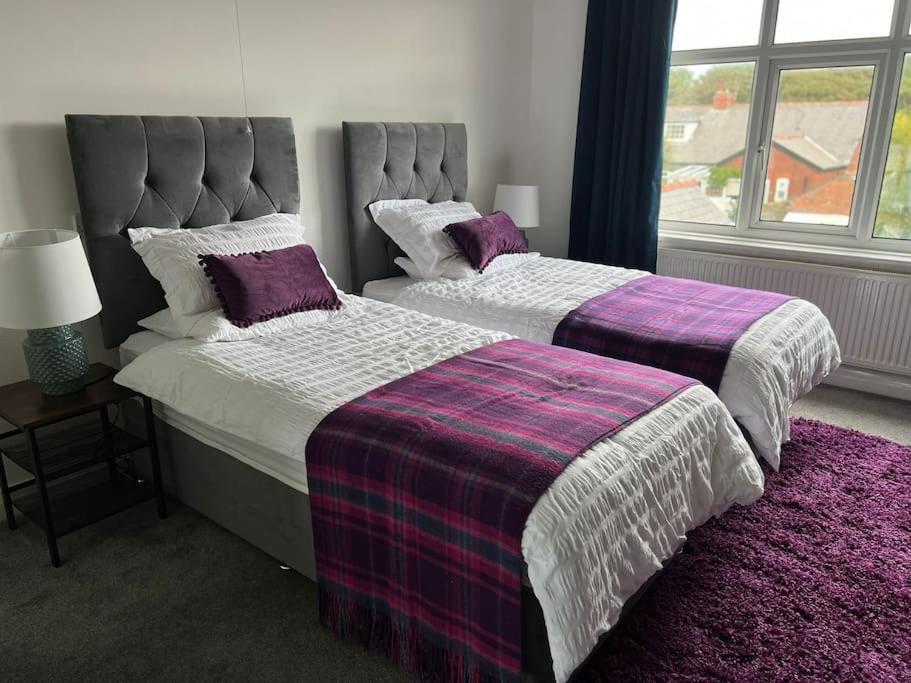 Hidden Gem W/ Parking Short Walk To Pleasure Beach Blackpool Eksteriør billede