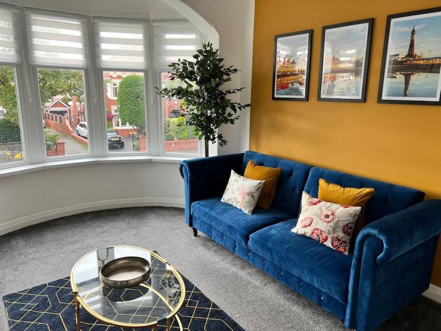 Hidden Gem W/ Parking Short Walk To Pleasure Beach Blackpool Eksteriør billede