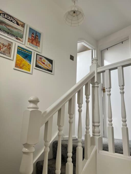 Hidden Gem W/ Parking Short Walk To Pleasure Beach Blackpool Eksteriør billede